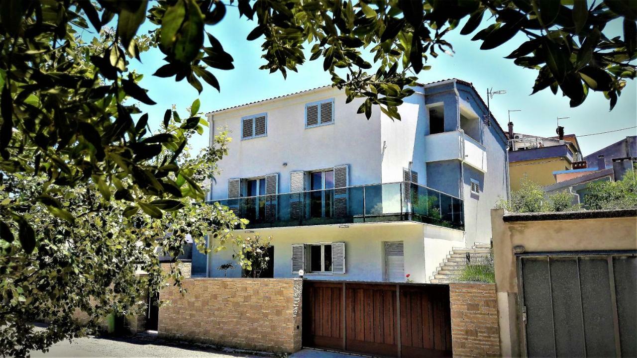 Apartments Ena Ζαντάρ Εξωτερικό φωτογραφία